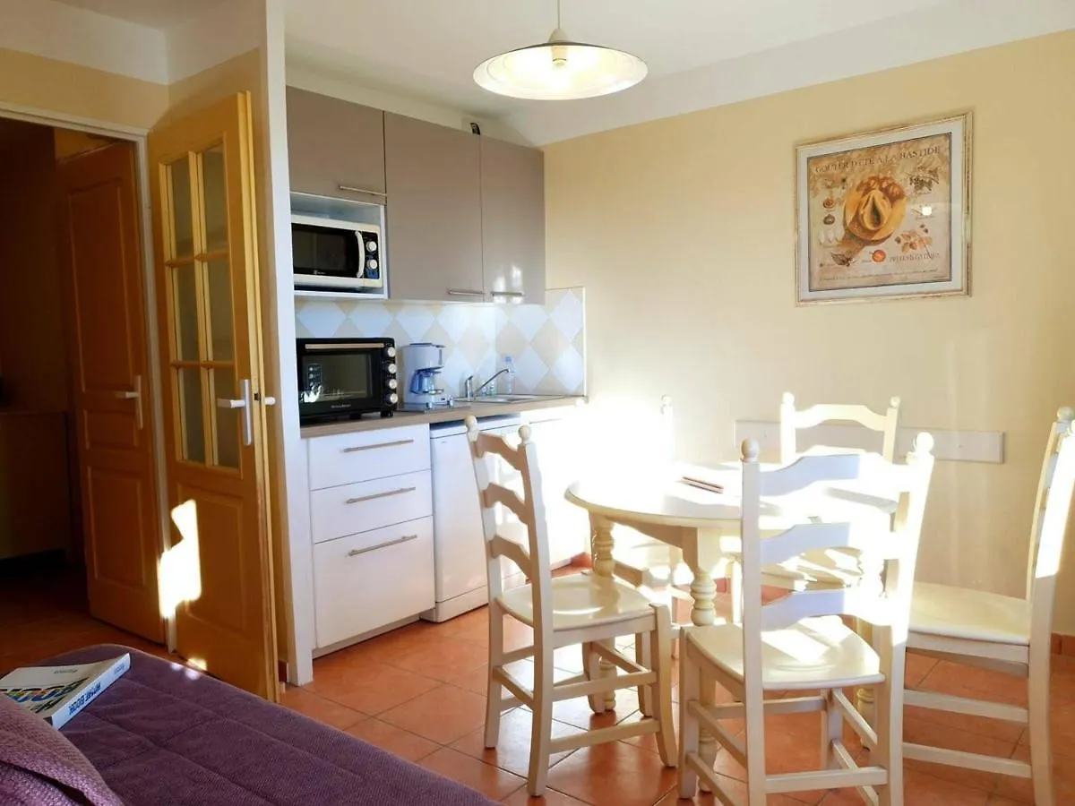 2 Pieces Cabine Avec Piscine, Tennis, Parking - Les Issambres - Fr-1-226-389 Apartment